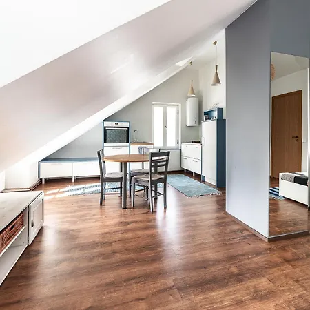 Apartamento For Four With Free Parking Talin