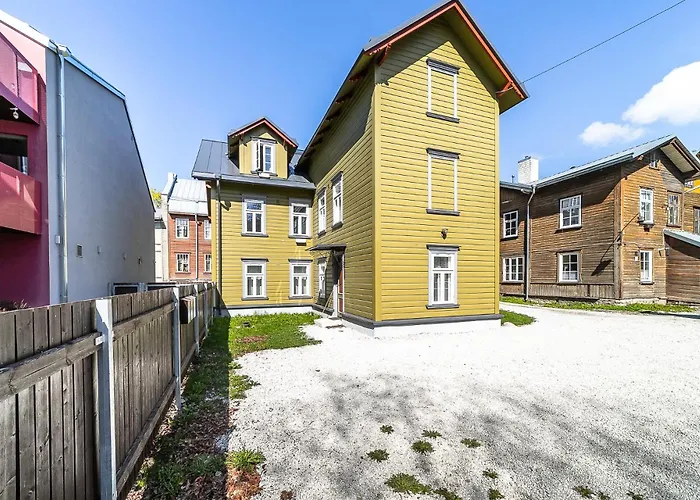 Apartman For Four With Free Parking *